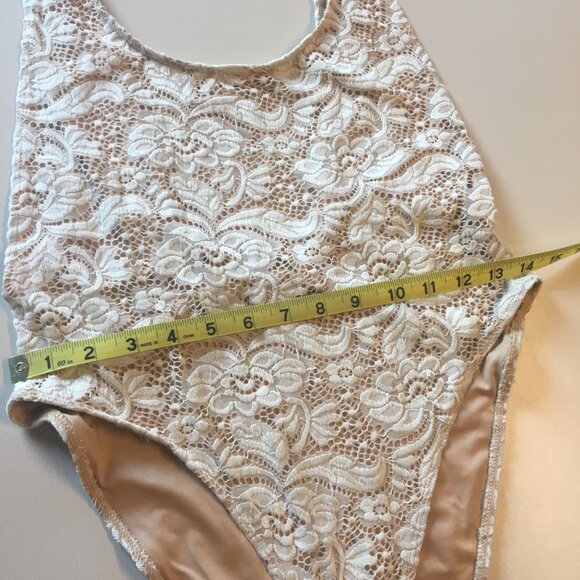 Forever 21 Swimsuit Medium Cream Lace Crochet Cheeky Coquette Boho - Picture 7 of 11